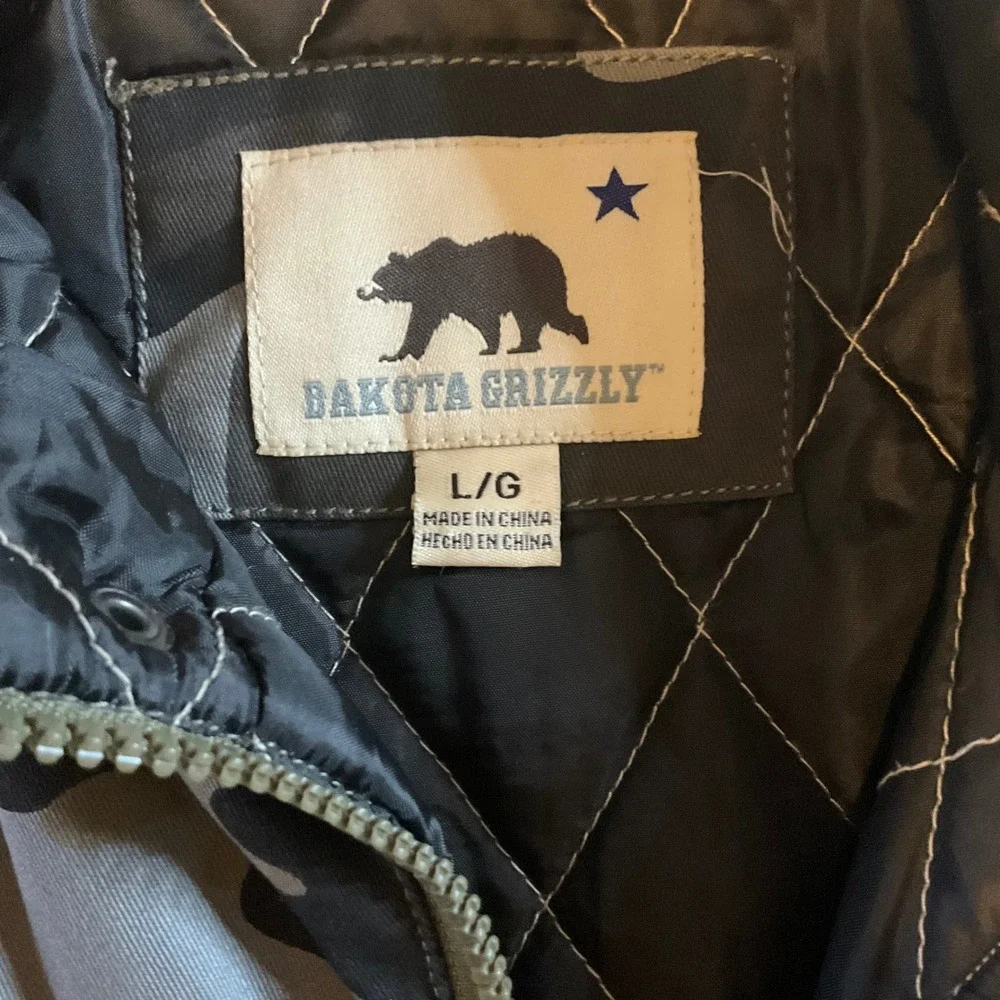 Dakota Grizzly Men's Camo Quilted Vest‎ L Olive Green Puffer Snap Front Pockets - Picture 2 of 6